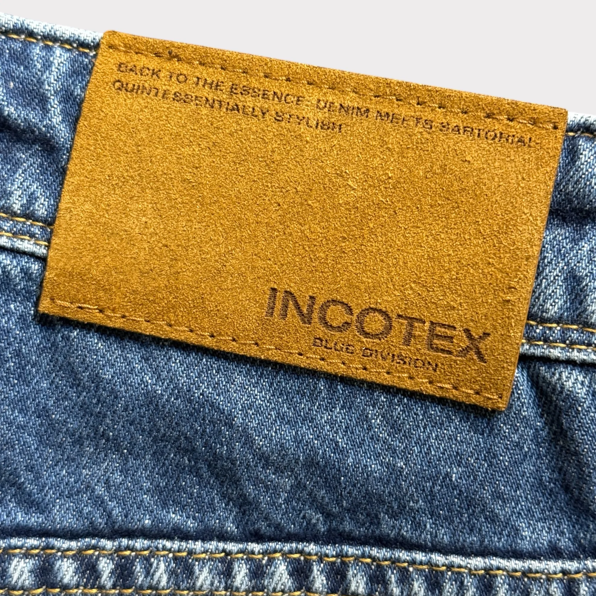 Blue Incotex Slim Cut Jeans - Image 3