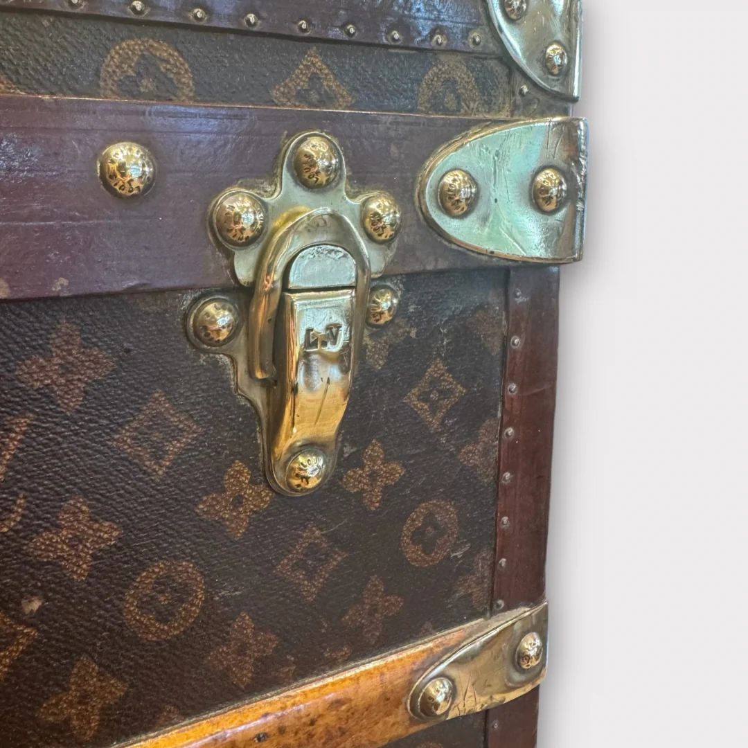 Early 1900s Louis Vuitton steamer trunk - Image 5