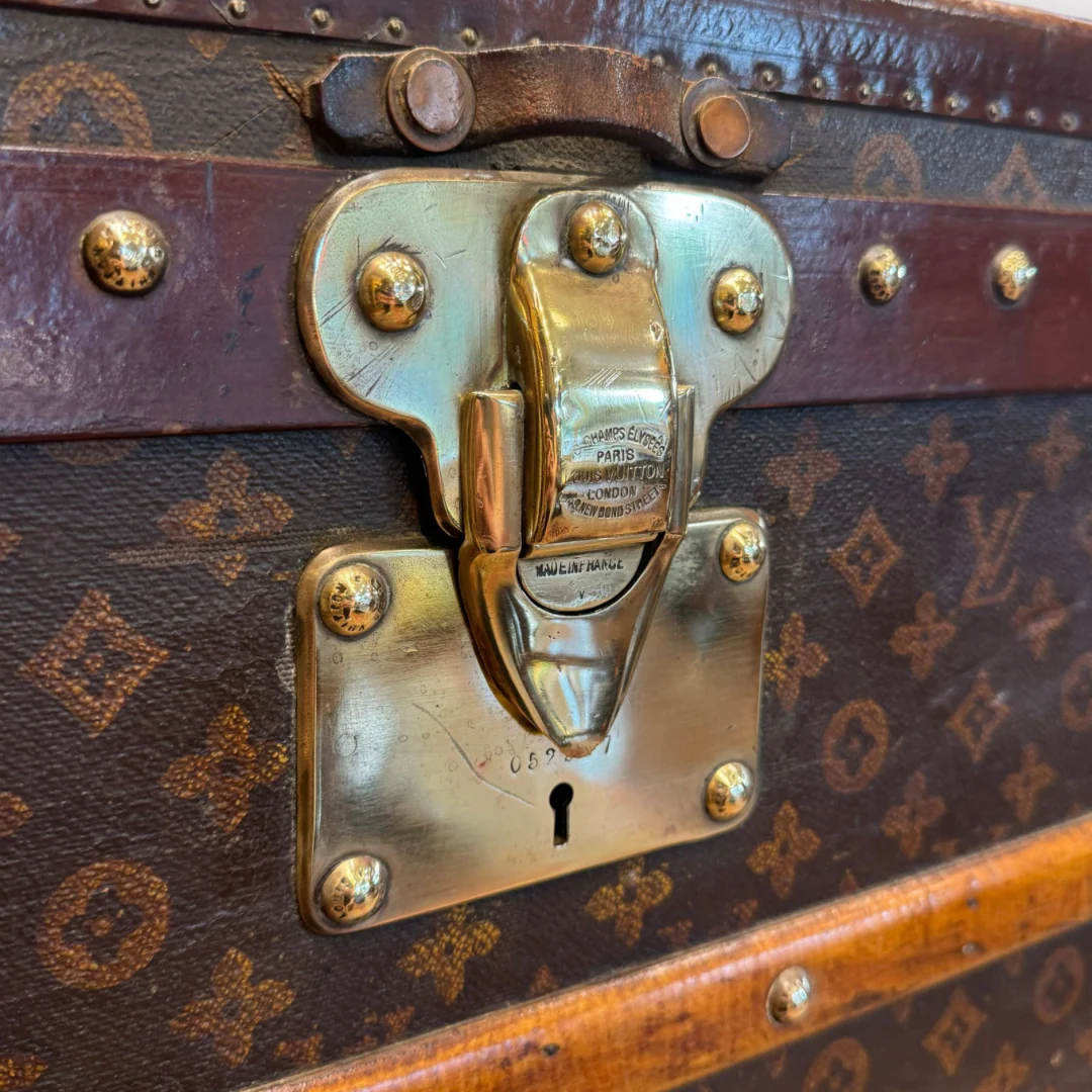 Early 1900s Louis Vuitton steamer trunk - Image 7