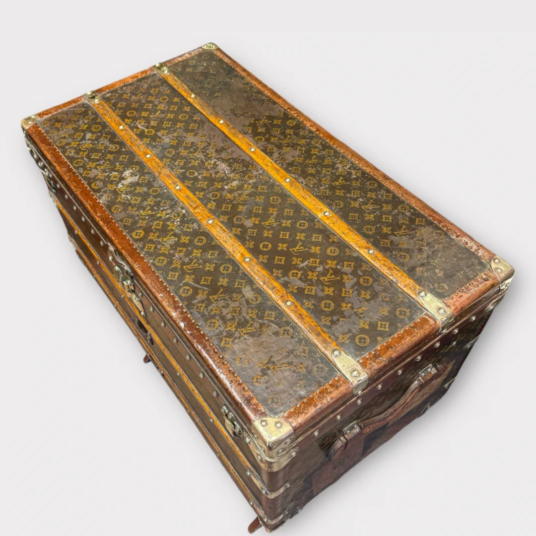 Early 1900s Louis Vuitton steamer trunk - Image 8