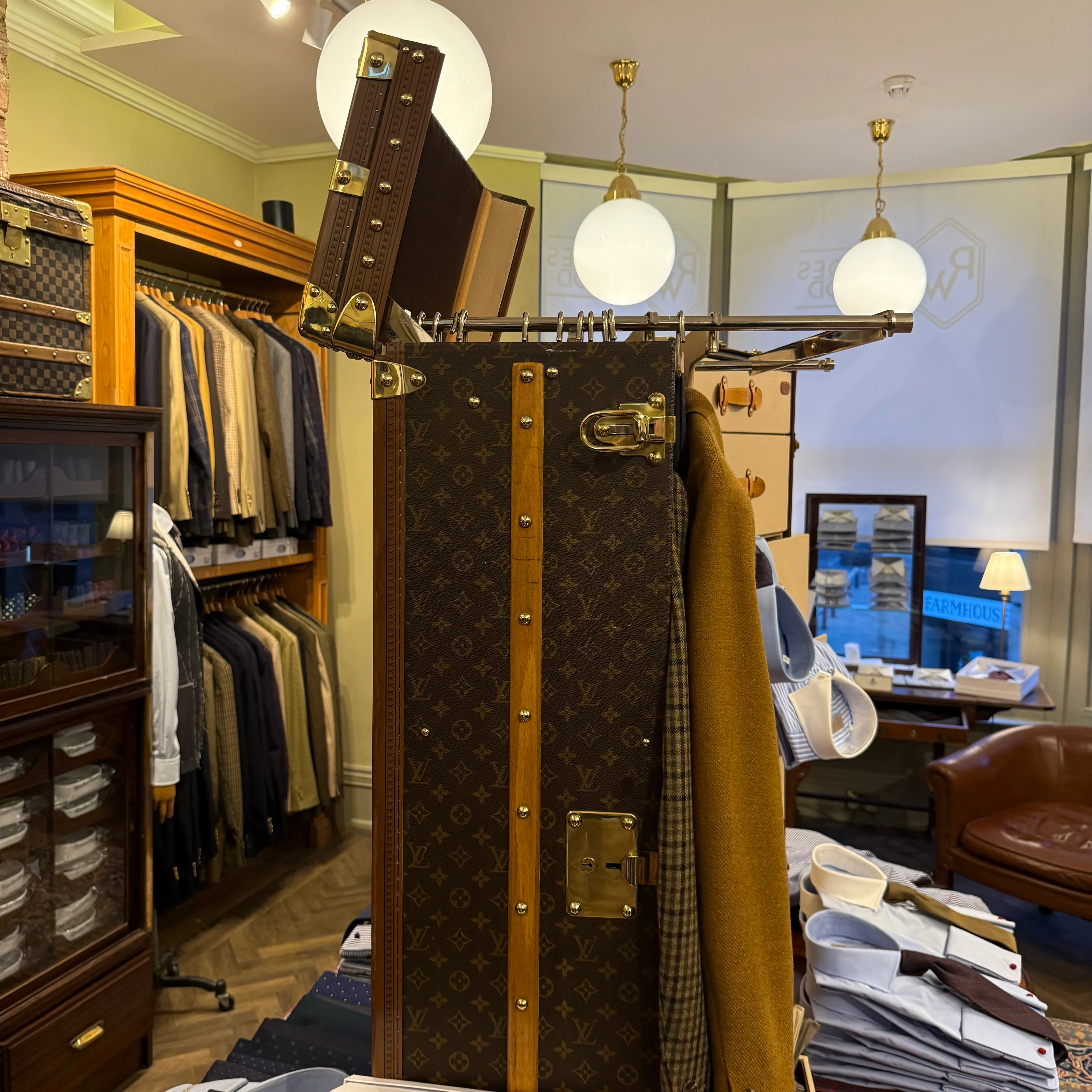 Louis Vuitton wardrobe trunk - Image 3