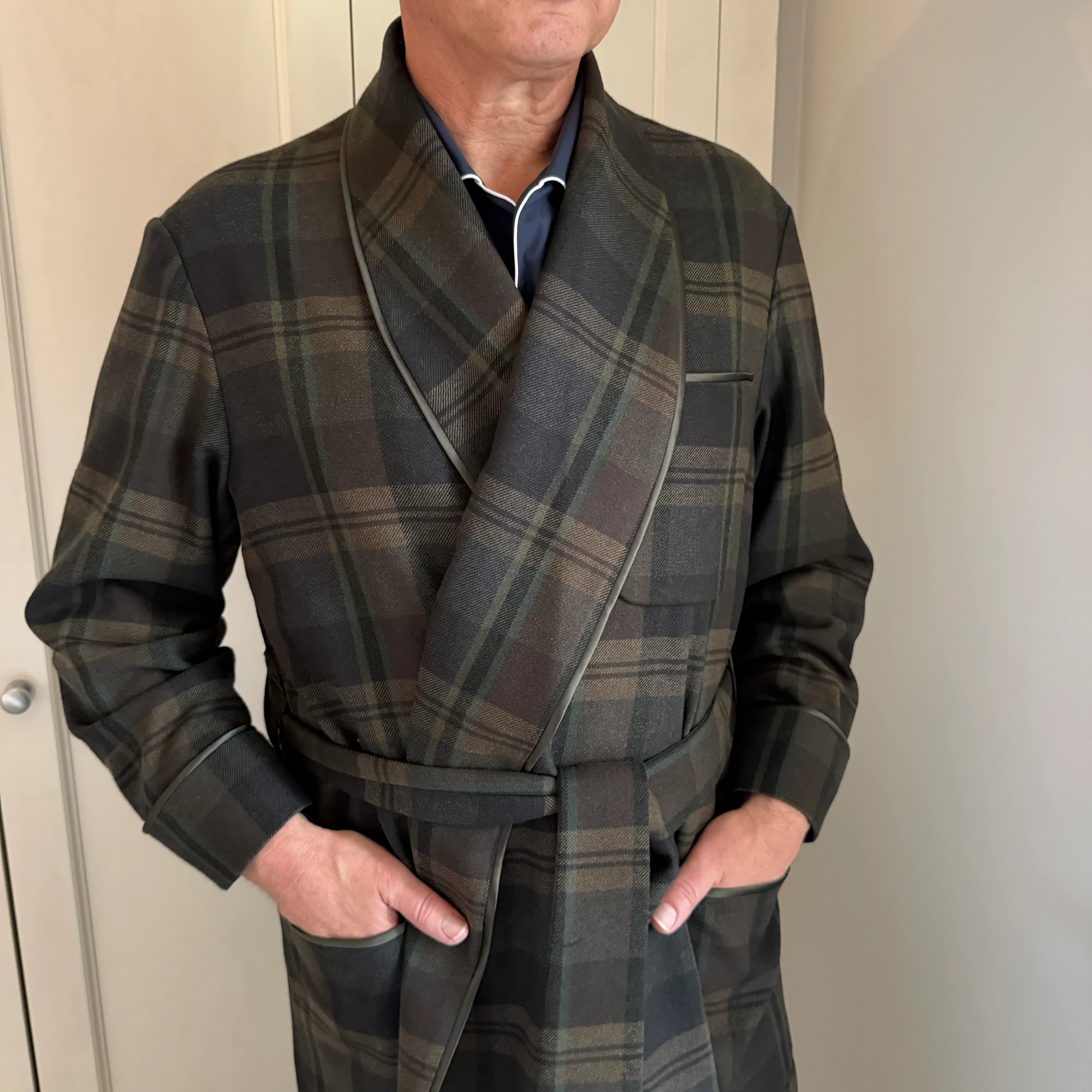 Olive and Navy check with olive silk piping dressing gown - Image 3