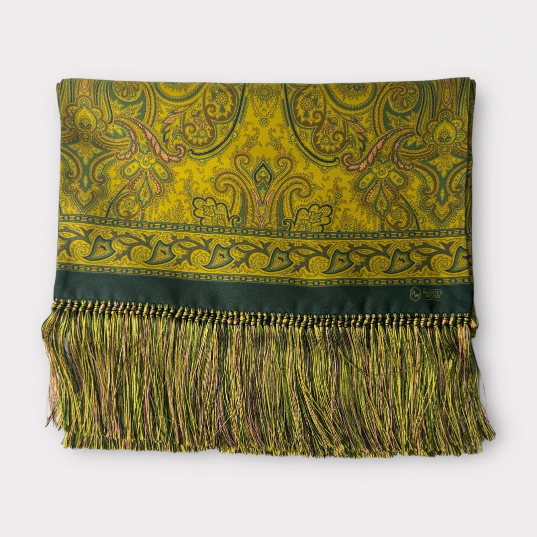 Rich English Silk scarf - Image 3