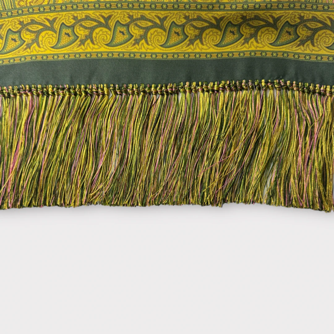 Rich English Silk scarf - Image 4